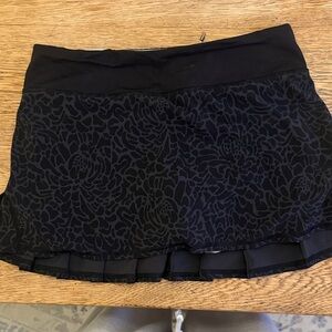 lululemon athletica Black Floral Skirt
